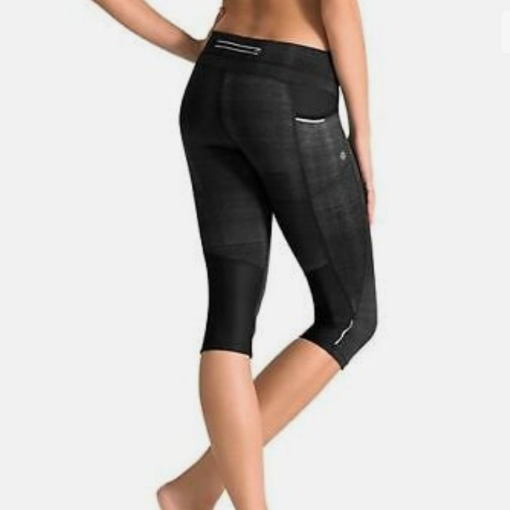 Athleta Leggings Women XS Black Capris Icy Haze Knicker Pocket